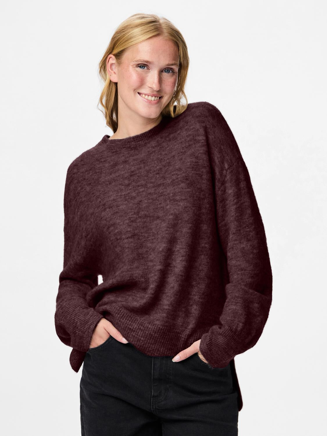 model_shot-front