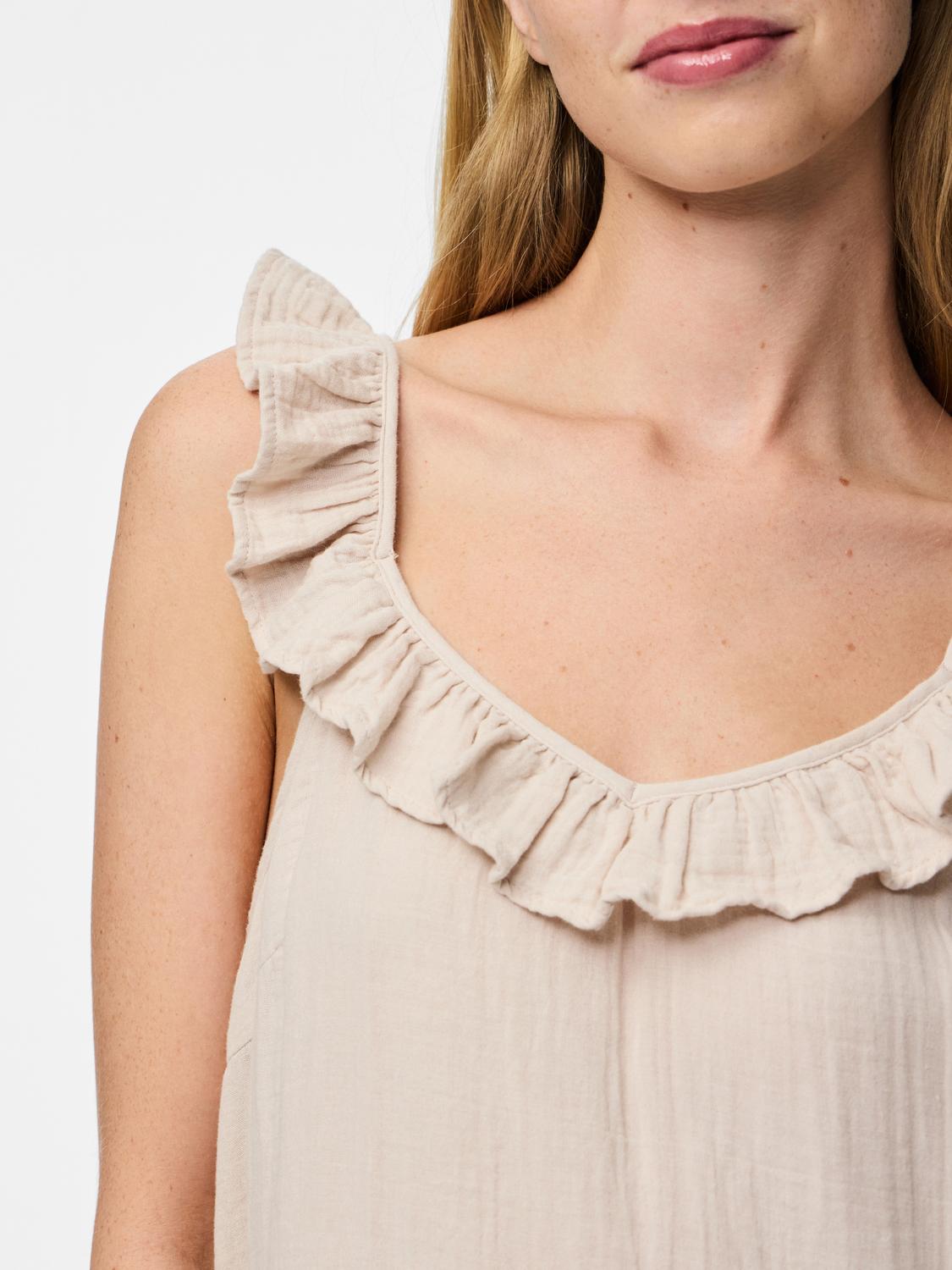 model_shot-detail