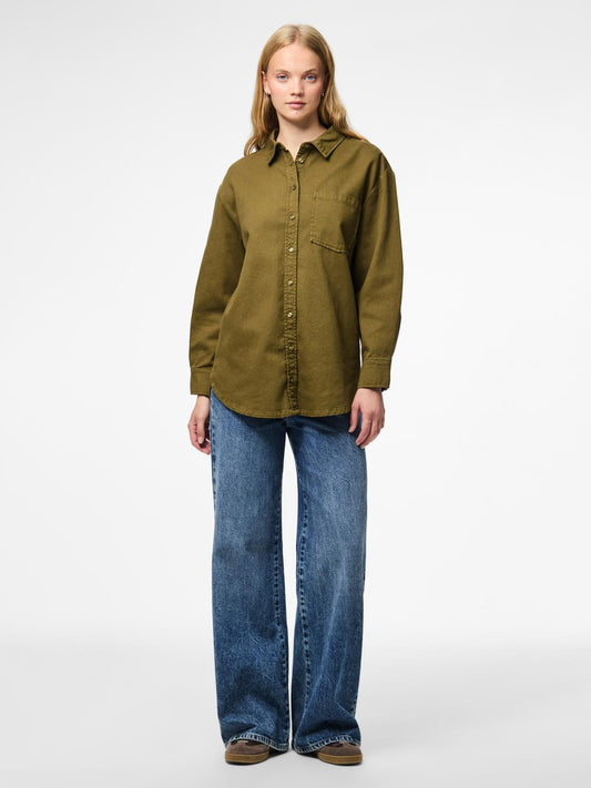 model_shot-front_full