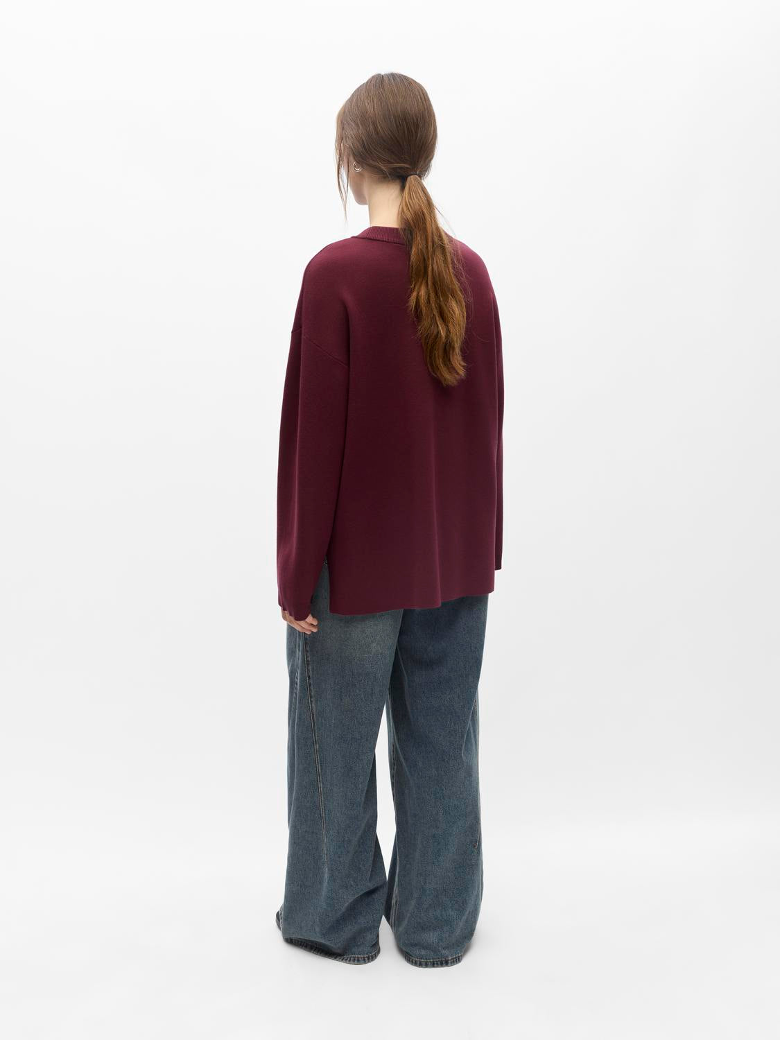 model_shot-back