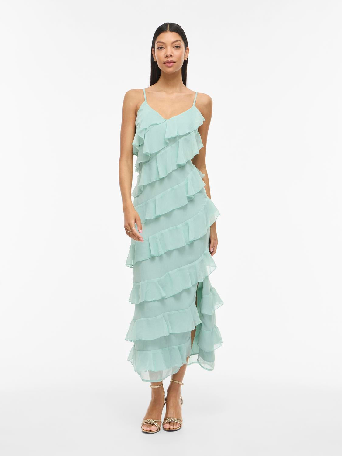 model_shot-front