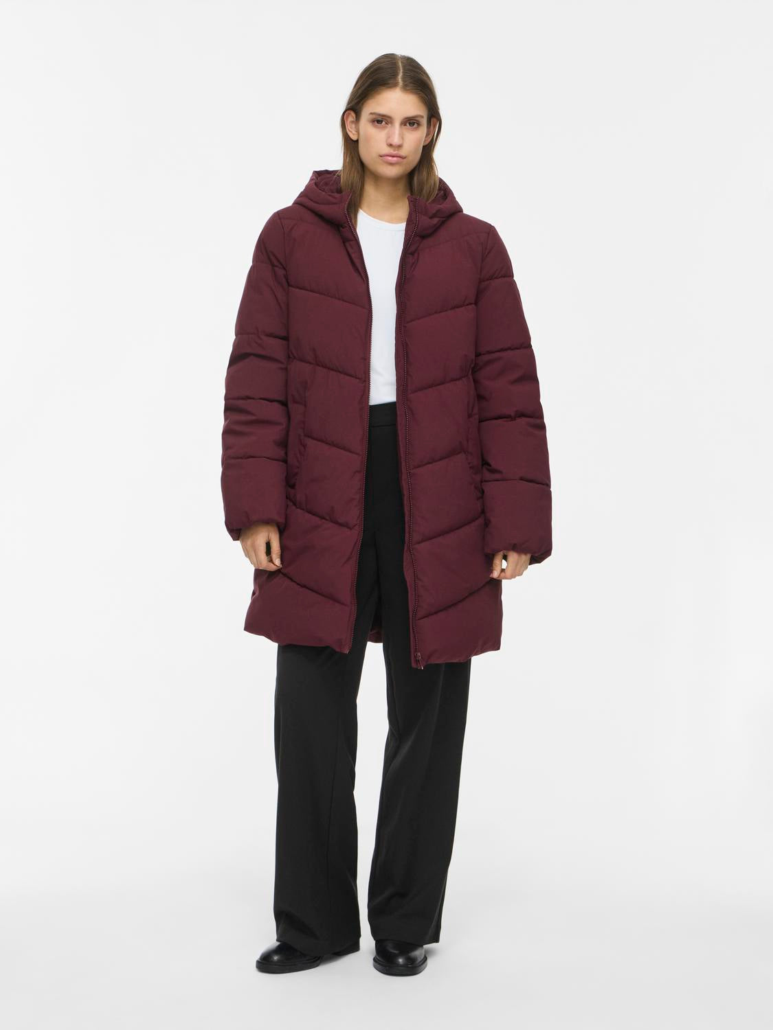 model_shot-front