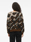 model_shot-back