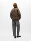 model_shot-back