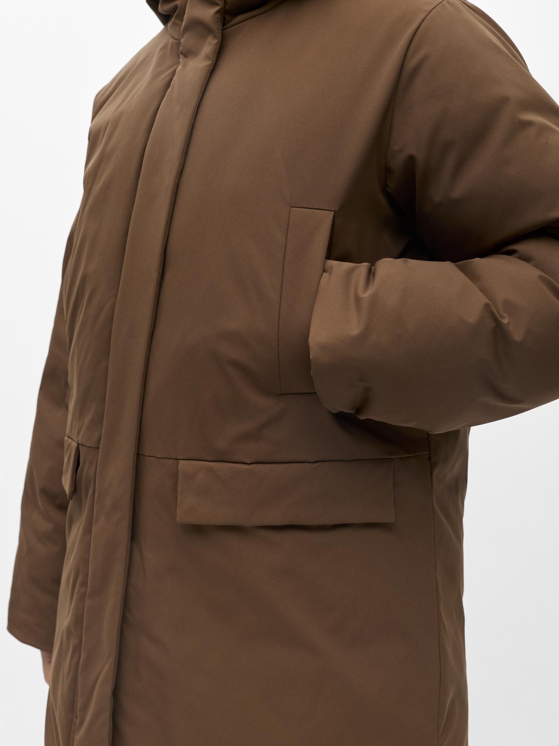 model_shot-detail