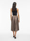model_shot-back