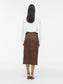 model_shot-back