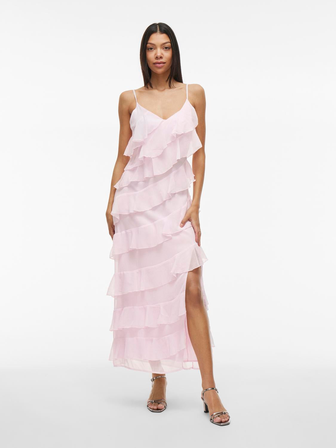 model_shot-front
