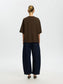 model_shot-back