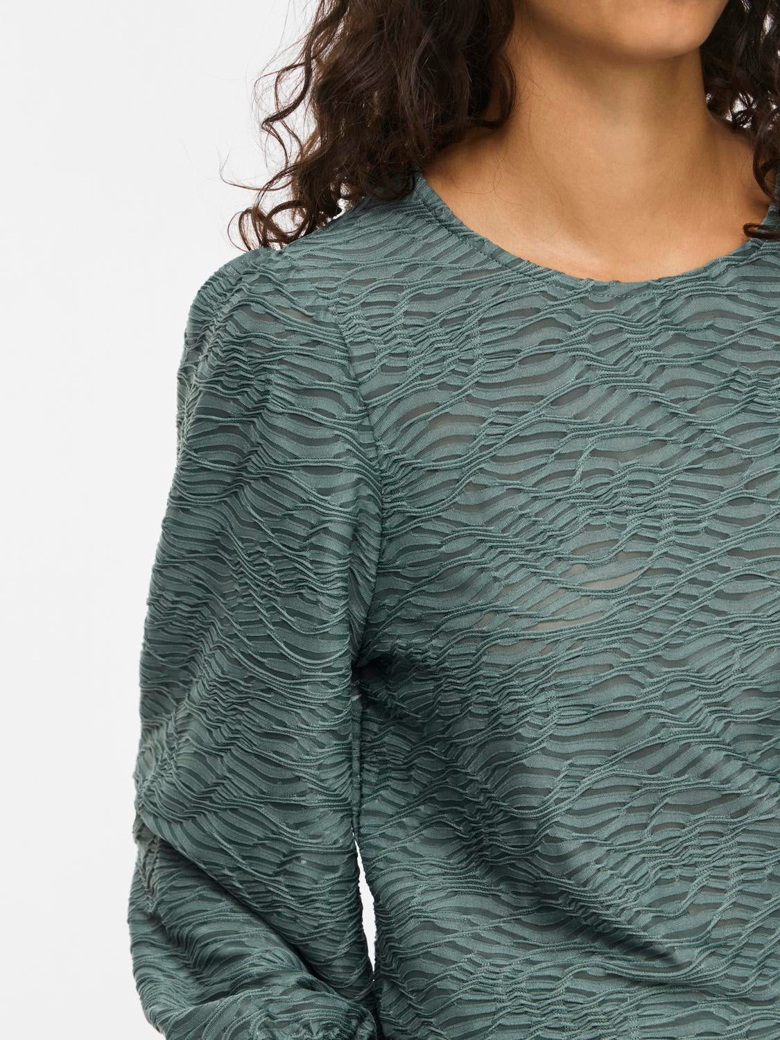 model_shot-detail