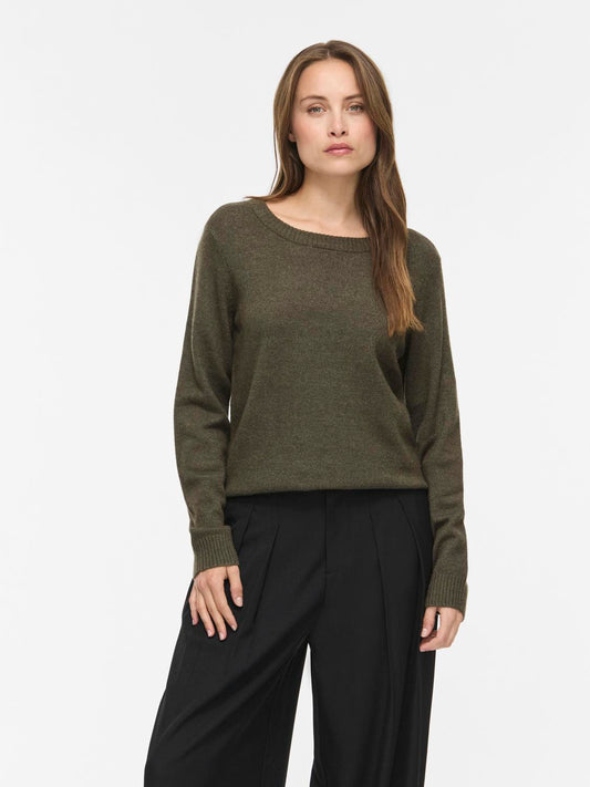 model_shot-front
