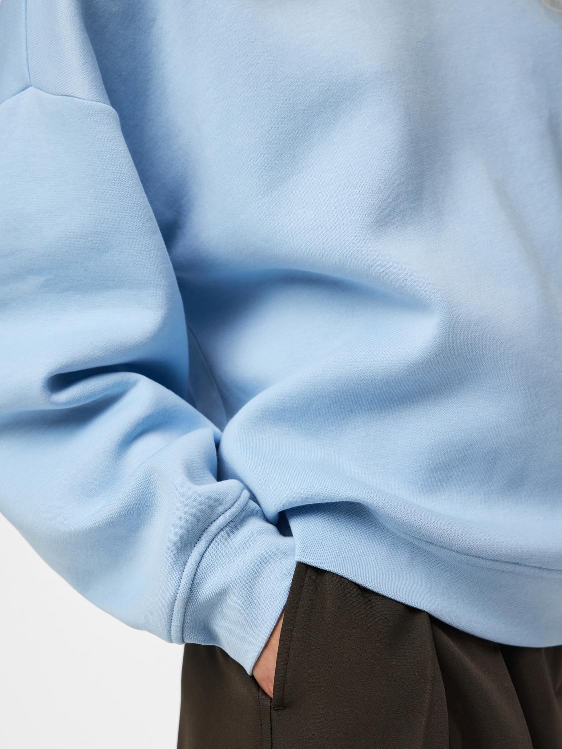 model_shot-detail
