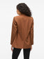 model_shot-back