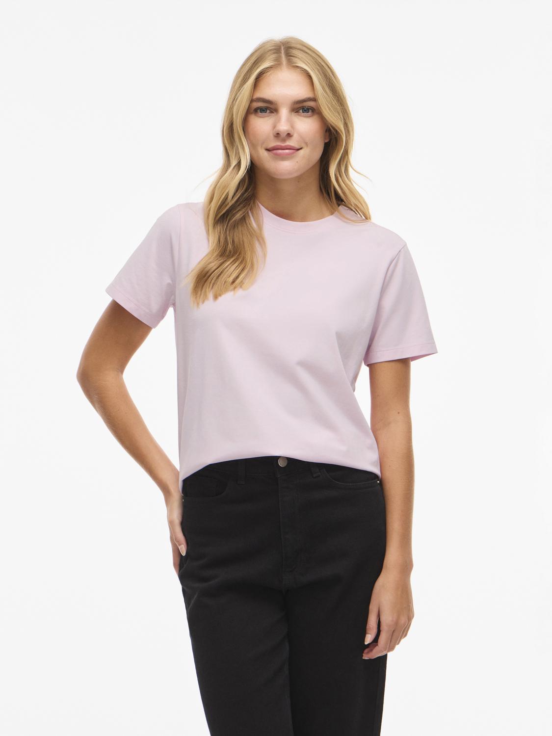 model_shot-front